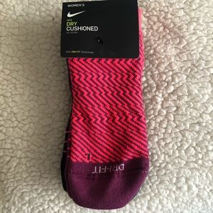 Women’s Nike Dri-fit Socks(3pack)